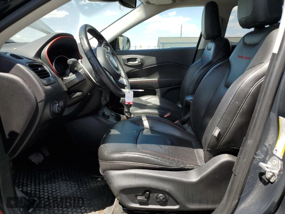 2018 Jeep Compass Trailhawk with VIN 3C4NJDDBXJT484835, listed as a Copart auction lot 61542415 with 59,389 mi miles and Salvage title. Bid and sale history available at DreamBid. Image 7.