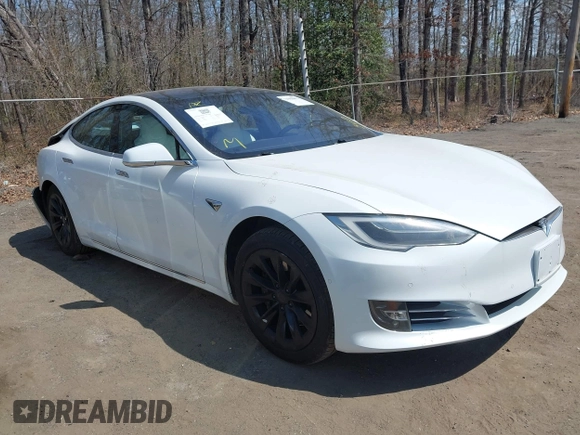 2017 Tesla Model S 100D with VIN 5YJSA1E29HF193543, listed as a IAAI auction lot 41903052 with 120,239 mi miles. Bid and sale history available at carsss.com. Image 1.