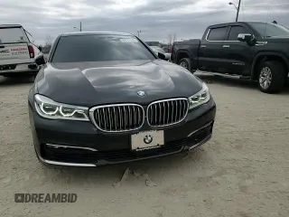 2016 BMW 7 Series 750i z VIN WBA7F0C51GGL99505, wystawiony jako Copart lot #49775245 z przebiegiem 46 703 mil mil oraz Szkoda całkowita • Salvage title. Historia ofert i sprzedaży dostępna na DreamBid. Obrazek 10.