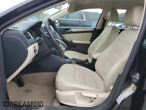 2012 Volkswagen Jetta SE с VIN 3VWDP7AJ0CM335092, выставлен на аукционе Copart как лот 61210775 с пробегом 129 731 миль миль и Чистый • Clean title. История ставок и продаж доступна на DreamBid. Изображение 7.