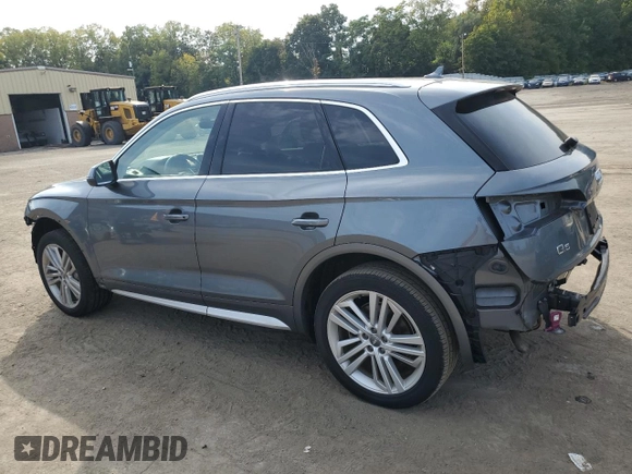 2020 Audi Q5 Prestige with VIN WA1CNAFY7L2030679, listed as a Copart auction lot 69917644 with 81,614 mi miles and Salvage title. Bid and sale history available at DreamBid. Image 2.