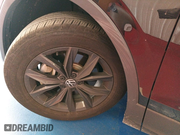 2024 Volkswagen Tiguan SE с VIN 3VV3B7AX4RM076330, выставлен на аукционе IAAI как лот 42796195 с пробегом 25 282 миль миль и . История ставок и продаж доступна на DreamBid. Изображение 10.