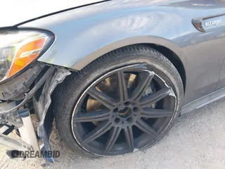 2017 Mercedes-Benz C 43 AMG с VIN WDDWK6EB5HF570091, выставлен на аукционе IAAI как лот 41896061 с пробегом 78 719 миль миль и . История ставок и продаж доступна на DreamBid. Изображение 18.
