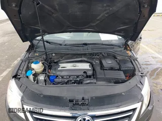 2010 Volkswagen CC Lux Plus with VIN WVWHN7AN6AE541937, listed as a IAAI auction lot 42018765 with 107,110 mi miles. Bid and sale history available at carsss.com. Image 10.