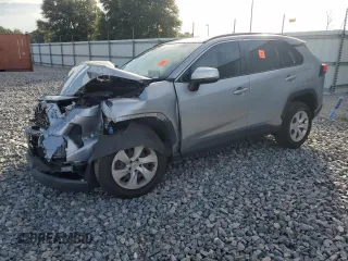 2021 Toyota RAV4 LE z VIN JTMK1RFV6MD065706, wystawiony jako Copart lot #63265175 z przebiegiem 65 130 mil mil oraz Nie do naprawy • Non repairable. Historia ofert i sprzedaży dostępna na DreamBid. Obrazek 1.