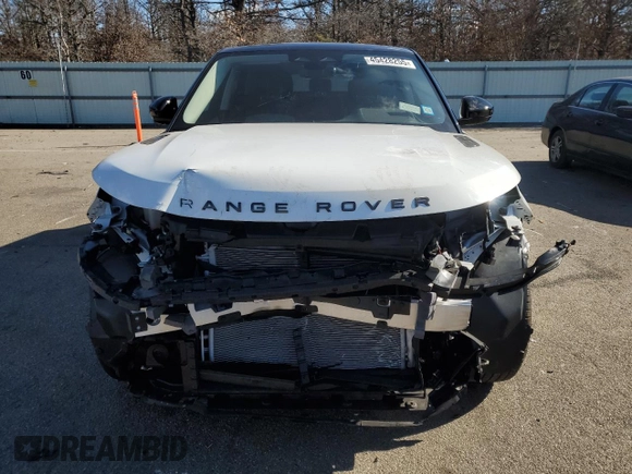 2024 Land Rover Range Rover Evoque Dynamic SE z VIN SALZL2FX6RH261333, wystawiony jako Copart lot #45428255 z przebiegiem 4 097 mil mil oraz Szkoda całkowita • Salvage title. Historia ofert i sprzedaży dostępna na DreamBid. Obrazek 5.