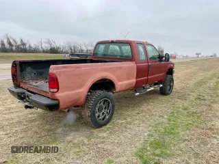 2000 Ford F-250 XL with VIN 1FTNX21S6YEC84441, listed as a Copart auction lot 66261545 with 163,757 mi miles and Clean title. Bid and sale history available at DreamBid. Image 4.