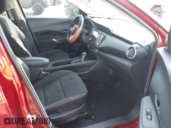 2021 Nissan Kicks SV with VIN 3N1CP5CV4ML529413, listed as a IAAI auction lot 41341916 with 55,118 mi miles. Bid and sale history available at carsss.com. Image 5.