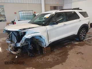 2020 Ford Explorer ST with VIN 1FM5K8GC5LGA62211, listed as a IAAI auction lot 41031980 with 94,624 mi miles. Bid and sale history available at carsss.com. Image 2.
