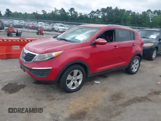 2013 Kia Sportage LX z VIN KNDPB3A20D7380934, wystawiony jako IAAI lot #42764553 z przebiegiem 203 688 mil mil oraz . Historia ofert i sprzedaży dostępna na DreamBid. Obrazek 2.
