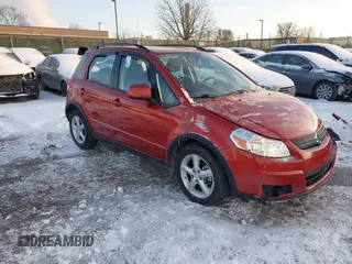 2009 Suzuki SX4 Man AWD with VIN JS2YB413996201005, listed as a IAAI auction lot 41368510 with 27,111 mi miles. Bid and sale history available at carsss.com. Image 1.
