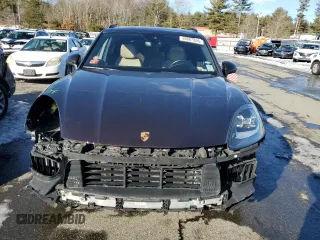 2019 Porsche Cayenne S with VIN WP1AB2AY6KDA64505, listed as a Copart auction lot 45087305 with 70,742 mi miles and Salvage title. Bid and sale history available at DreamBid. Image 5.