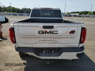 2020 GMC Sierra 3500HD Denali z VIN 1GT49WEY3LF309875, wystawiony jako Copart lot #65492494 z przebiegiem 108 080 mil mil oraz Szkoda całkowita • Salvage title. Historia ofert i sprzedaży dostępna na DreamBid. Obrazek 6.