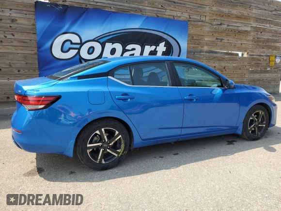 2024 Nissan Sentra SV z VIN 3N1AB8CV3RY208173, wystawiony jako Copart lot #59198295 z przebiegiem 28 268 mil mil oraz Czysty tytuł • Clean title. Historia ofert i sprzedaży dostępna na DreamBid. Obrazek 3.