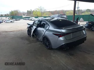 2023 Lexus IS 500 F Sport Performance z VIN JTHAP1D22P5002345, wystawiony jako IAAI lot #42068473 z przebiegiem 27 998 mil mil oraz . Historia ofert i sprzedaży dostępna na DreamBid. Obrazek 3.