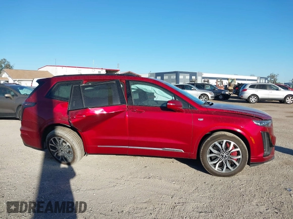 2022 Cadillac XT6 Sport with VIN 1GYKPHRS7NZ152832, listed as a IAAI auction lot 41591284 with 53,787 mi miles. Bid and sale history available at carsss.com. Image 13.