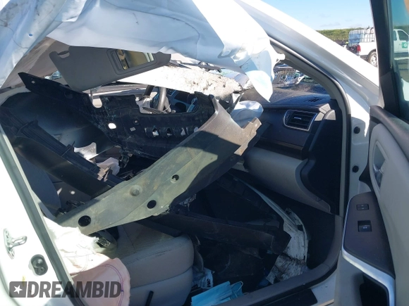 2017 Toyota Camry XLE z VIN 4T1BF1FK4HU358000, wystawiony jako IAAI lot #41692344 z przebiegiem Nie podano mil oraz . Historia ofert i sprzedaży dostępna na DreamBid. Obrazek 5.