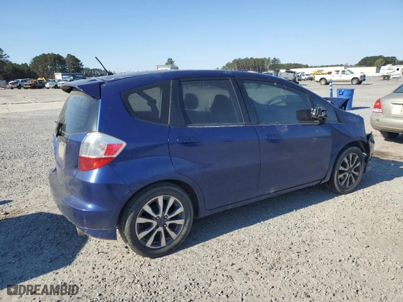 2013 Honda Fit Sport with VIN JHMGE8H5XDC007040, listed as a Copart auction lot 50697925 with 238,190 mi miles and Salvage Title. Bid and sale history available at carsss.com. Image 3.