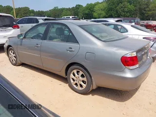 2005 Toyota Camry LE with VIN 4T1BF30K75U618325, listed as a IAAI auction lot 42152020 with 245,183 mi miles and . Bid and sale history available at DreamBid. Image 3.