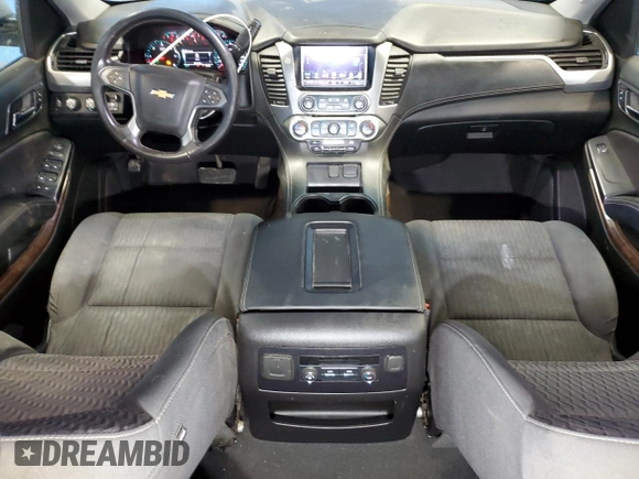2019 Chevrolet Tahoe LS z VIN 1GNSKAKC5KR124318, wystawiony jako Copart lot #56994495 z przebiegiem 232 268 mil mil oraz Czysty tytuł • Clean title. Historia ofert i sprzedaży dostępna na DreamBid. Obrazek 8.