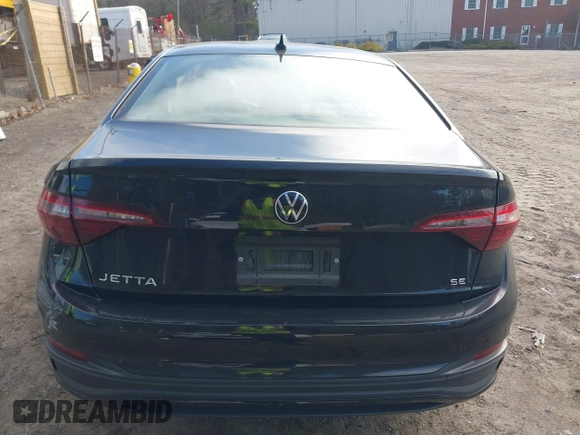 2023 Volkswagen Jetta SE z VIN 3VW7M7BU1PM039129, wystawiony jako IAAI lot #41905547 z przebiegiem 20 188 mil mil oraz . Historia ofert i sprzedaży dostępna na DreamBid. Obrazek 17.