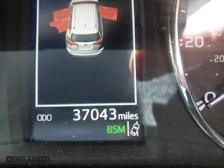 2018 Toyota RAV4 Limited with VIN JTMDFREV0JD240717, listed as a IAAI auction lot 42016016 with 37,043 mi miles. Bid and sale history available at carsss.com. Image 15.