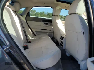 2017 Jaguar XF 35t Premium z VIN SAJBD4BV7HCY33657, wystawiony jako Copart lot #83397324 z przebiegiem 52 520 mil mil oraz Szkoda całkowita • Salvage title. Historia ofert i sprzedaży dostępna na DreamBid. Obrazek 10.
