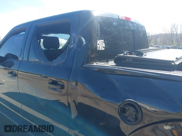 2018 Ford F-150 XL with VIN 1FTFW1EG0JFC41480, listed as a IAAI auction lot 41940861 with 84,044 mi miles. Bid and sale history available at carsss.com. Image 6.