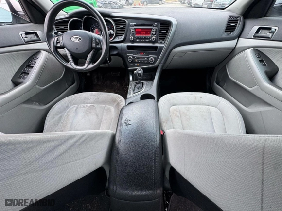 2011 Kia Optima LX with VIN KNAGM4A76B5135203, listed as a Copart auction lot 52312725 with 158,816 mi miles and Clean Title. Bid and sale history available at carsss.com. Image 9.