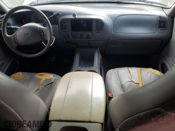 2000 Ford Expedition XLT with VIN 1FMRU1662YLB35757, listed as a Copart auction lot 44363845 with 206,135 mi miles and Salvage Title. Bid and sale history available at DreamBid. Image 8.