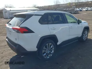 2019 Toyota RAV4 XLE Premium with VIN JTMA1RFV9KD013771, listed as a IAAI auction lot 42055558 with 36,585 mi miles. Bid and sale history available at carsss.com. Image 4.