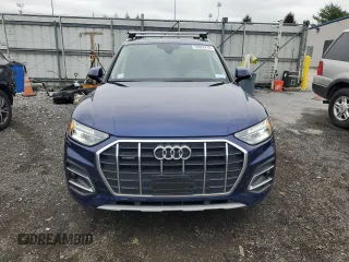 2024 Audi Q5 Premium with VIN WA1ABAFYXR2033441, listed as a Copart auction lot 72028114 with 4,223 mi miles and Salvage Title. Bid and sale history available at carsss.com. Image 5.