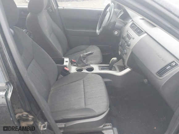 2009 Ford Focus SE with VIN 1FAHP35N39W139379, listed as a IAAI auction lot 41867140 with 234,817 mi miles. Bid and sale history available at carsss.com. Image 5.