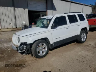 2016 Jeep Patriot Latitude z VIN 1C4NJPFB0GD507990, wystawiony jako Copart lot #48410695 z przebiegiem 102 148 mil mil oraz Szkoda całkowita • Salvage title. Historia ofert i sprzedaży dostępna na DreamBid. Obrazek 1.