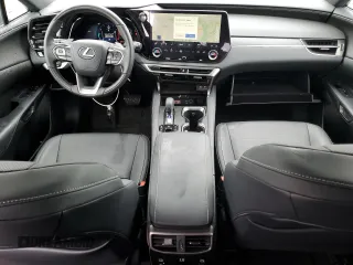 2025 Lexus RX 350 with VIN 2T2BAMCA4SC091988, listed as a Copart auction lot 52320925 with 3,725 mi miles and Salvage Title. Bid and sale history available at DreamBid. Image 8.