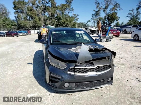 2021 Kia Forte FE z VIN 3KPF24AD3ME312405, wystawiony jako Copart lot #41834915 z przebiegiem Nie podano mil oraz Nie do naprawy • Non repairable. Historia ofert i sprzedaży dostępna na DreamBid. Obrazek 11.