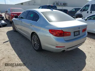 2020 BMW 5 Series 530i with VIN WBAJR3C09LWW65629, listed as a IAAI auction lot 41827147 with 24,324 mi miles and . Bid and sale history available at DreamBid. Image 3.