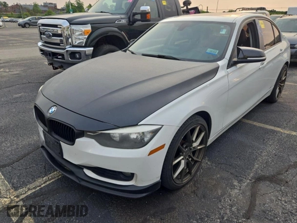 2014 BMW 3 Series 328i xDrive с VIN WBA3B5G57ENS10589, выставлен на аукционе Copart как лот 60533065 с пробегом 208 112 миль миль и Чистый • Clean title. История ставок и продаж доступна на DreamBid. Изображение 2.