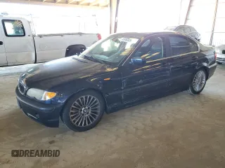 2002 BMW 3 Series 330i with VIN WBAEV53432KM15028, listed as a Copart auction lot 45958805 with 200,546 mi miles and Salvage Title. Bid and sale history available at carsss.com. Image 1.