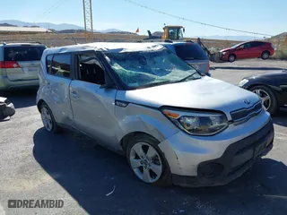 2017 Kia Soul with VIN KNDJN2A25H7477012, listed as a IAAI auction lot 40706397 with 1 mi miles. Bid and sale history available at carsss.com. Image 1.