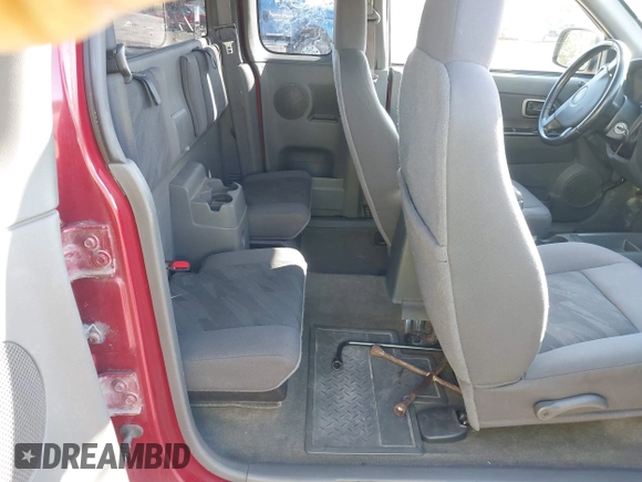 2005 Chevrolet Colorado LS Z71 with VIN 1GCDT196658191194, listed as a IAAI auction lot 42402776 with 153,113 mi miles and . Bid and sale history available at DreamBid. Image 8.