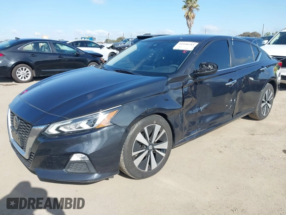 2022 Nissan Altima 2.5 SV with VIN 1N4BL4DV2NN367074, listed as a IAAI auction lot 41936083 with 34,878 mi miles. Bid and sale history available at carsss.com. Image 2.