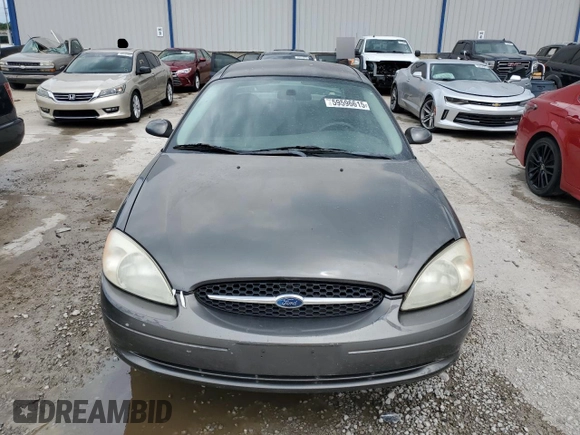 2003 Ford Taurus SES Standard with VIN 1FAFP55213G215000, listed as a Copart auction lot 59596615 with 170,929 mi miles and Non repairable. Bid and sale history available at DreamBid. Image 5.
