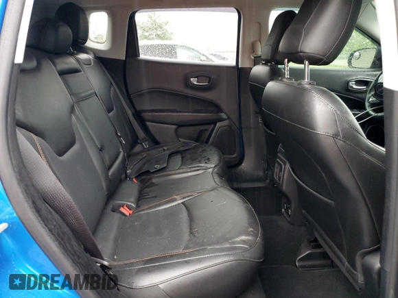 2019 Jeep Compass Limited z VIN 3C4NJDCB8KT666357, wystawiony jako Copart lot #55207635 z przebiegiem Nie podano mil oraz Szkoda całkowita • Salvage title. Historia ofert i sprzedaży dostępna na DreamBid. Obrazek 10.