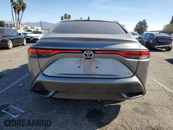 2023 Toyota Mirai XLE with VIN JTDAAAAA5PA009960, listed as a Copart auction lot 42358475 with 33,704 mi miles and Salvage Title. Bid and sale history available at DreamBid. Image 6.