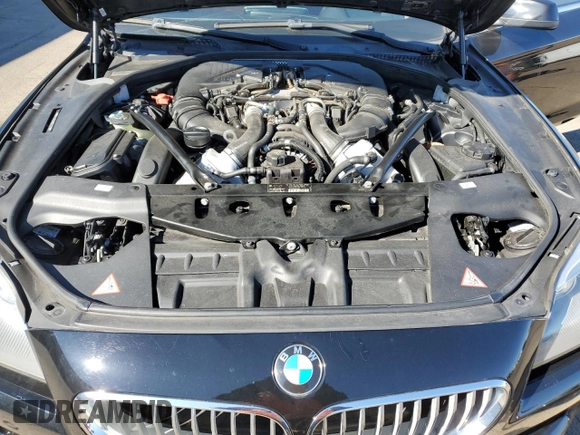 2012 BMW 6 Series 650i z VIN WBALZ3C57CDL73218, wystawiony jako Copart lot #49639975 z przebiegiem 54 408 mil mil oraz Szkoda całkowita • Salvage title. Historia ofert i sprzedaży dostępna na DreamBid. Obrazek 11.