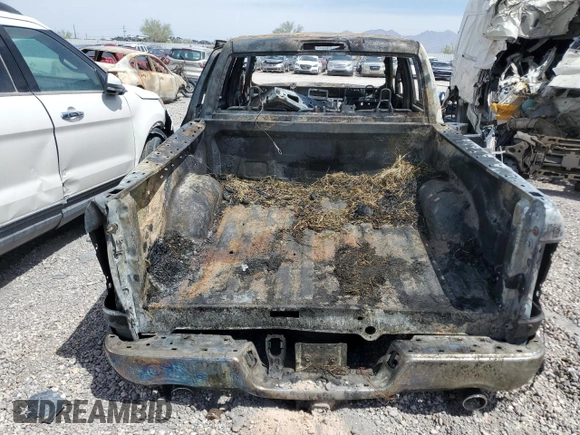 2016 Ram 1500 Laramie z VIN 1C6RR7NT9GS180058, wystawiony jako Copart lot #56667915 z przebiegiem Nie podano mil oraz Szkoda całkowita • Salvage title. Historia ofert i sprzedaży dostępna na DreamBid. Obrazek 6.