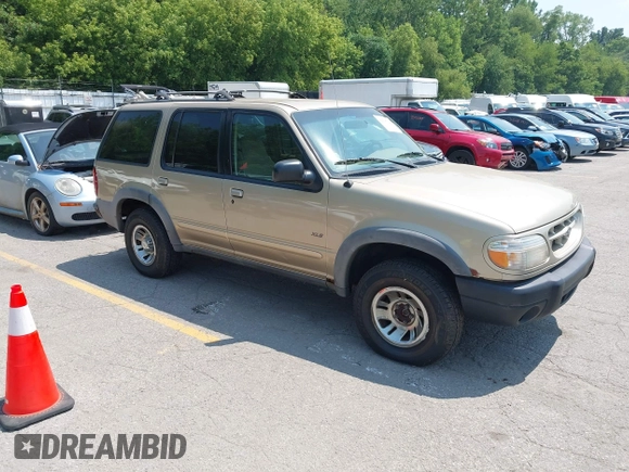 2000 Ford Explorer XLS с VIN 1FMZU72XXYZB77561, выставлен на аукционе IAAI как лот 42745623 с пробегом 193 118 миль миль и . История ставок и продаж доступна на DreamBid. Изображение 1.