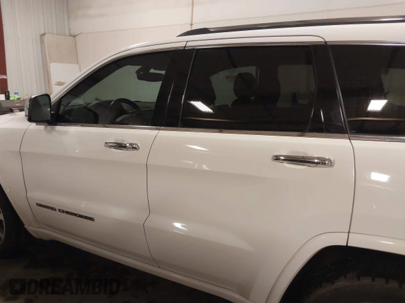 2017 Jeep Grand Cherokee Overland with VIN 1C4RJFCGXHC949212, listed as a IAAI auction lot 41506114 with 134,835 mi miles. Bid and sale history available at carsss.com. Image 14.