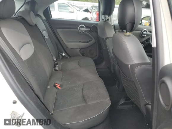 2016 FIAT 500X Pop с VIN ZFBCFXAT9GP372602, выставлен на аукционе Copart как лот 88290725 с пробегом 73 245 миль миль и Списание • Salvage title. История ставок и продаж доступна на DreamBid. Изображение 10.